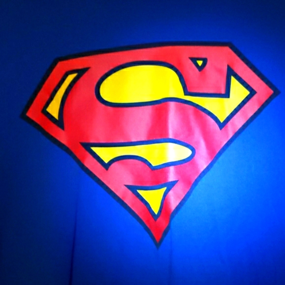 Superman TM and DC Comics T Shirt, Size L - Picture 2 of 5